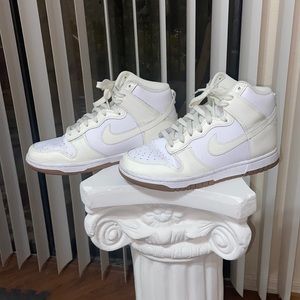 Nike dunks women